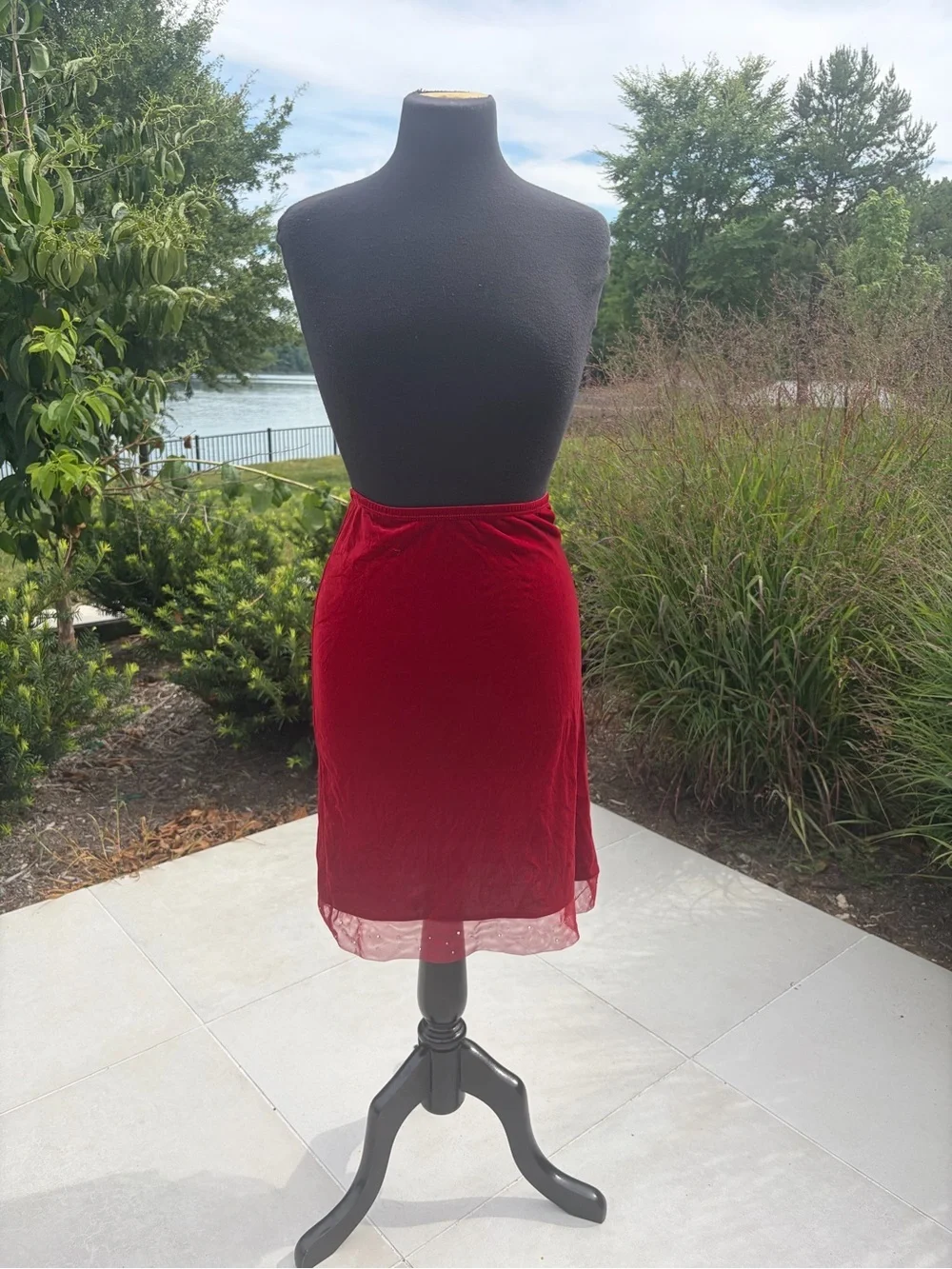 Y2K BCBG Max Azria Red Crushed Velvet Midi Skirt Size Small Rhinestone Mesh Hem